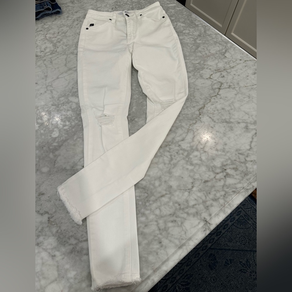 White KanKan Jeans with distressed knees
